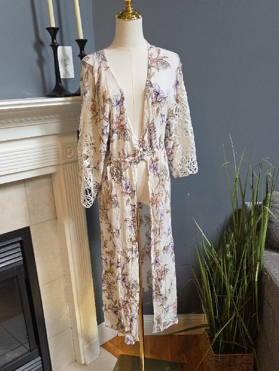Tops - Floral Lace-Trim Long Kimono - Size Medium
